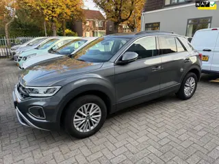 Volkswagen T-Roc 1.5 TSI Life Business / AUTOMAAT / 1E EIGENAAR / CRUISE / NAVIGATIE / ECC / STOELVE
