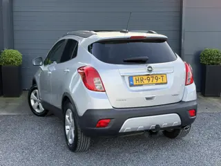 Foto 17 van Opel Mokka 1.4 T Cosmo ✓1e Eigenaar✓Pano✓Camera✓Navi✓Leder✓Stoelverwarming✓Leder✓Trekhaak✓Dealer Ond