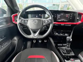 Foto 19 van Opel Mokka 1.2 Turbo GS Line 131pk Camera / Stoel-Stuur verwarming / Dode Hoek Detectie