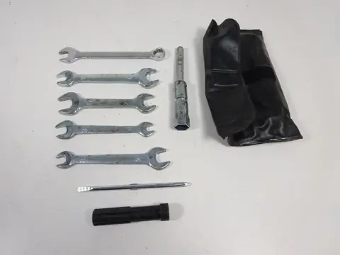 GEREEDSCHAPSET Honda VFR 1200 X Crosstourer 2012 - 2015