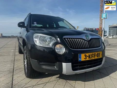 Skoda Yeti 1.2 TSI Adventure CLIMA CRUISE NAVI TREKH APK NAP