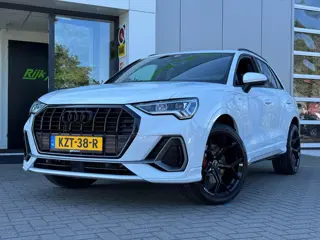 Foto 12 van Audi Q3 45 TFSI e S edition * Camera * Matrix Led * Carplay