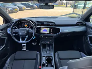 Foto 14 van Audi Q3 45 TFSI e S edition * Camera * Matrix Led * Carplay