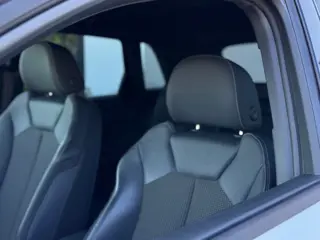 Foto 16 van Audi Q3 45 TFSI e S edition * Camera * Matrix Led * Carplay