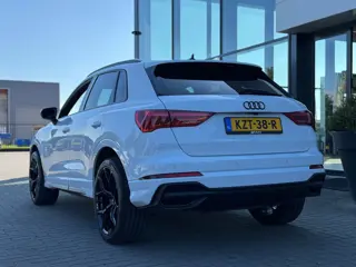 Foto 17 van Audi Q3 45 TFSI e S edition * Camera * Matrix Led * Carplay