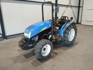 New Holland T3040 compacttrekker