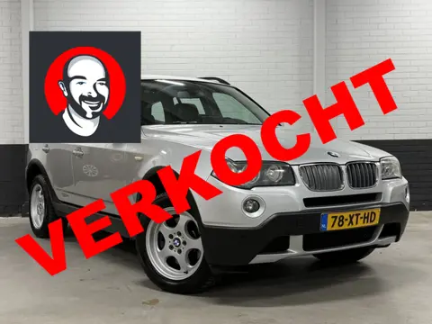 BMW X3 2.5si Executive Youngtimer! PDC/Leer/Carplay/Alarm/Plaatje van een auto!
