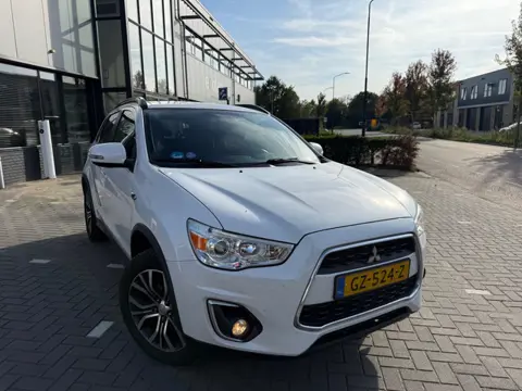 Mitsubishi ASX 1.6 Cleartec Intense (bj 2015) Parelmoer/Camera/Navi/Nieuwe APK!