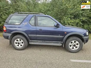 Opel Frontera 2.2i RS 4 x 4