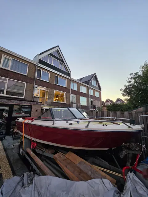 Bayliner Mutiny – Volvo Penta B20 130 PK – Gereviseerde Motor – Trailer