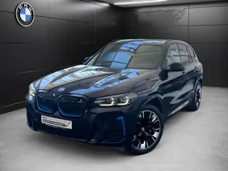 BMW iX3 M-SPORT 80 kWh (210kW/286pk) ** LED, LEDER, PANO, TREKH, VERW. STUUR, 20-inch LMV ** 1e EIG 