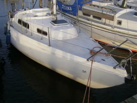 Aangeboden Defender 27