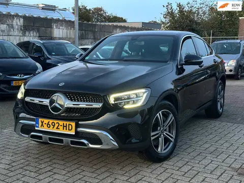 Mercedes-Benz GLC-klasse Coupé 200 4MATIC Premium Plus LEDER/ CAMERA/ LM VELGEN!