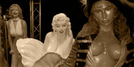 Feest decoratie aankleding themafeest levensgroot beelden