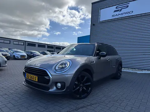 Mini Clubman 1.5 Cooper Chili Hyde Park | pano|