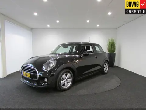 MINI 3-deurs 1.5 Cooper I Origineel Nederlands I Apple Carplay I BOVAG-Garantie I