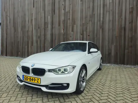 BMW 3-serie Touring 330d High Executive Automaat