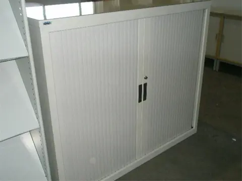 1x Roldeurkast H101xB120