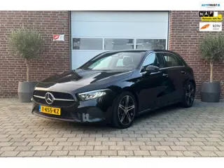 Mercedes-Benz A-klasse 180 Luxury Line|Leer|Sfeerverlichting|KeylessGo|
