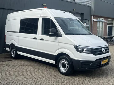 Volkswagen Crafter 35 2.0 TDI L3H3 Airco Cruise controle Trekhaak 3000kg trekgewicht Apple carplay T
