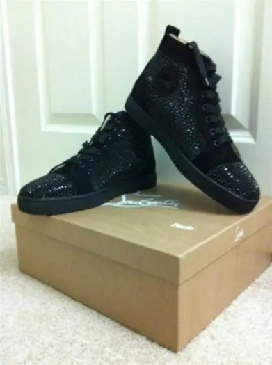 CHRISTIAN LOUBOUTIN SNEAKERS