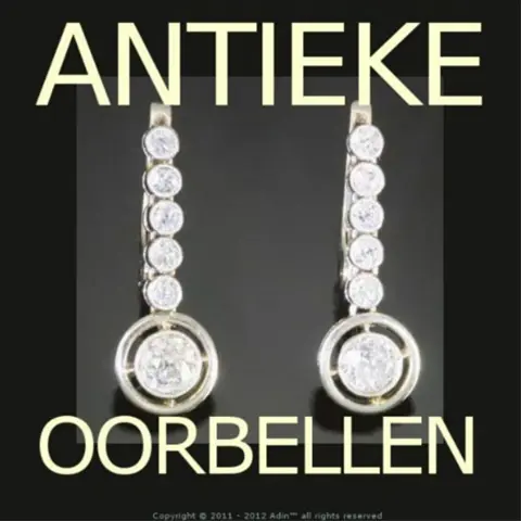 Adin Antwerpen Belgie verkoopt Art-nouveau oorbellen.