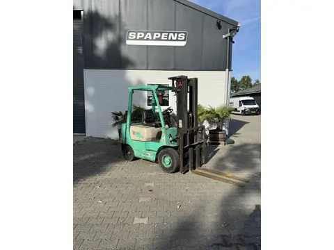 Mitsubishi diesel heftruck 1500KG triple