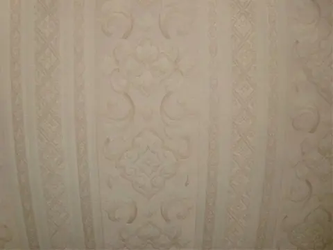 Opruiming uitverkoop creme behang 009