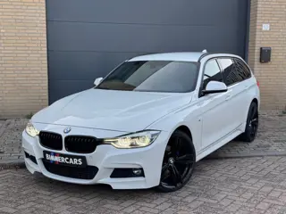 BMW 3-serie Touring 320i xDrive M Sport Pakket Aut | Shadowline | Alcantara | LED LCI |