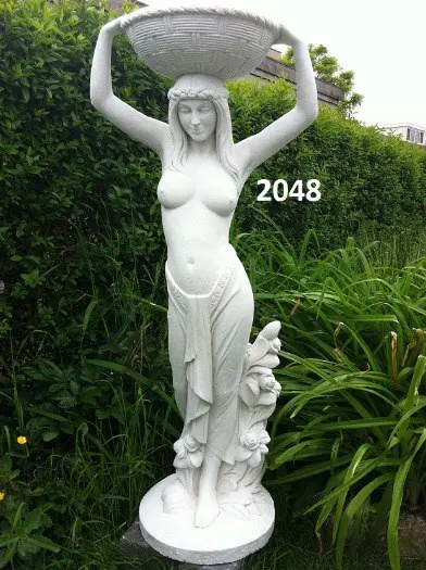 Vrouw met schaal