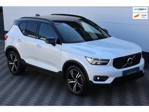 Volvo XC40 2.0 T4 AWD R-Design LED Navi Trekhaak H/K !!