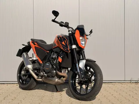 2017 KTM 690 Duke 73pk ABS - Kleurenscherm - Herfstactie!