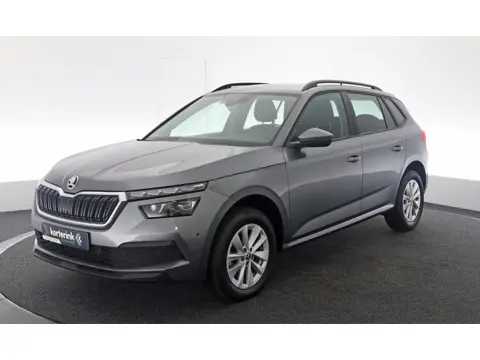 Škoda Kamiq 1.5 TSI ACT Business Edition | Stoelverwarming | Blind-spot | ACC | Navi