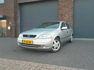 Opel Astra 1.6 Edition Automaat 5 Deurs Airco APK Nieuw
