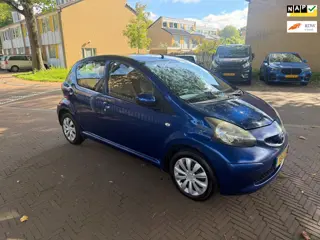 Toyota Aygo Nieuw APK / 133.000 NAP / 5 deurs / Leuke auto