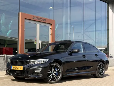 BMW 3-serie 330e M-Sport | 360 | Pano | Leder | ACC | Stoelverwarming | Apple Carplay | Head-Up |