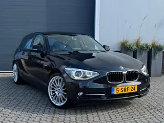 BMW 1-serie 116i EDE Business Sport | Cruise | Navi | Trekhaak | 18" | Xenon