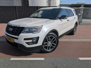 Ford Explorer 3.5 V6 370 PK 7 persoons (bj 2015, automaat)