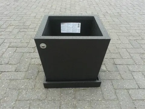 Lichtgewicht Lindesberg bloembakken / plantenbakken te koop