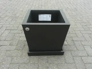 Lichtgewicht Lindesberg bloembakken / plantenbakken te koop