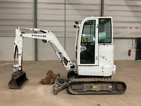 Volvo ECR 25 D (bj 2016)