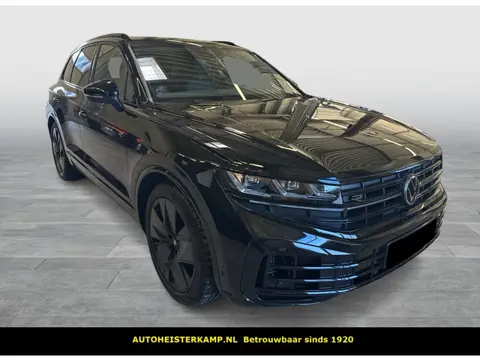 Volkswagen Touareg 3.0 TSi eHybrid 4MOTION R 21 Inch Panoramadak Dynaudio Stuurverwarming