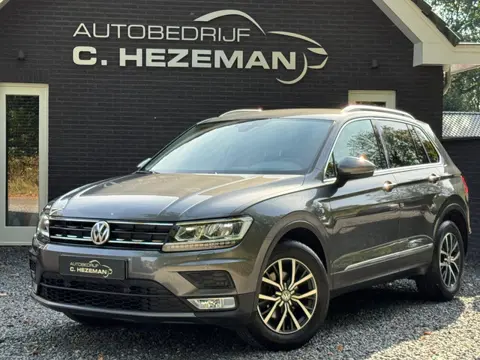 Volkswagen Tiguan 1.4 TSI ACT Connected Series 1e eigenaar DealerOH Adap Cruise LED Navigatie