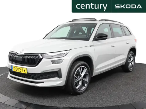 Skoda Kodiaq 1.5 TSI 150Pk Automaat Sportline Tour Edition / Panoramadak / Camera / Clima