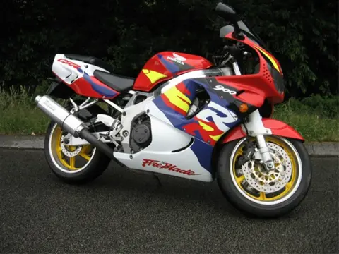Honda cbr Fireblade 900 RR