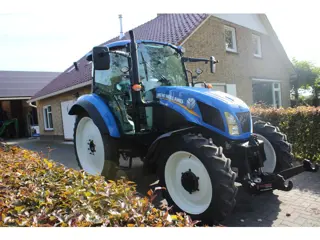 New Holland T4.85 T4 (bj 2015)