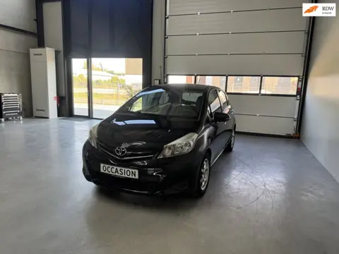 Toyota Yaris 1.33 VVT-i Aspiration | navi | airco | 1e eig | 6 bak | 100 pk