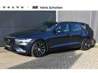 Volvo V60 T8 Plug-in hybrid AWD Plus Dark | Trekhaak | 360 graden camera | Verwarmbare voorstoelen e