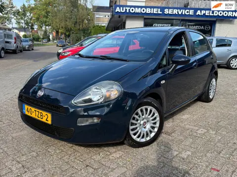 Fiat Punto Evo 1.3 M-Jet Easy * NL AUTO*NW. APK* 5DRS*AIRCO*CRUISE*AUX*MF STUUR*TREKHAAK *