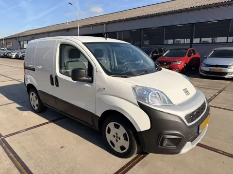 Fiat Fiorino 1.3 MJ Adventure 59kw (bj 2023)